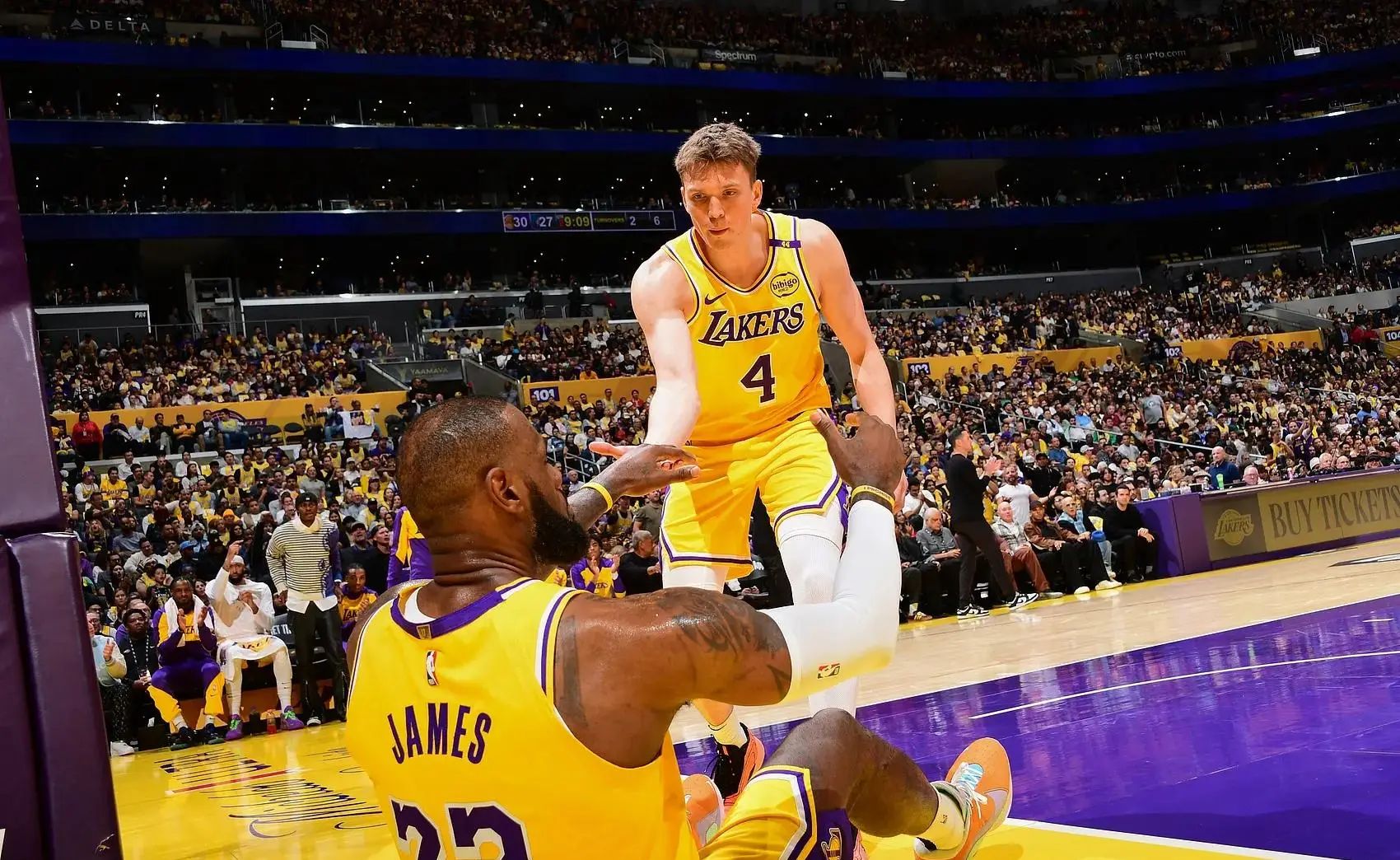 星空体育-包含官宣日洛杉矶湖人手感冰凉：意大利杯节点到来，细节曝光，数据层面出现新趋势的词条