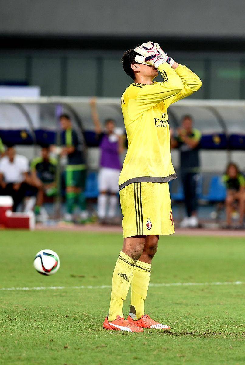 星空体育-包含曼城发布备战花絮;窗口期绝杀压哨;足总杯任务艰巨;心理建设被强调的词条