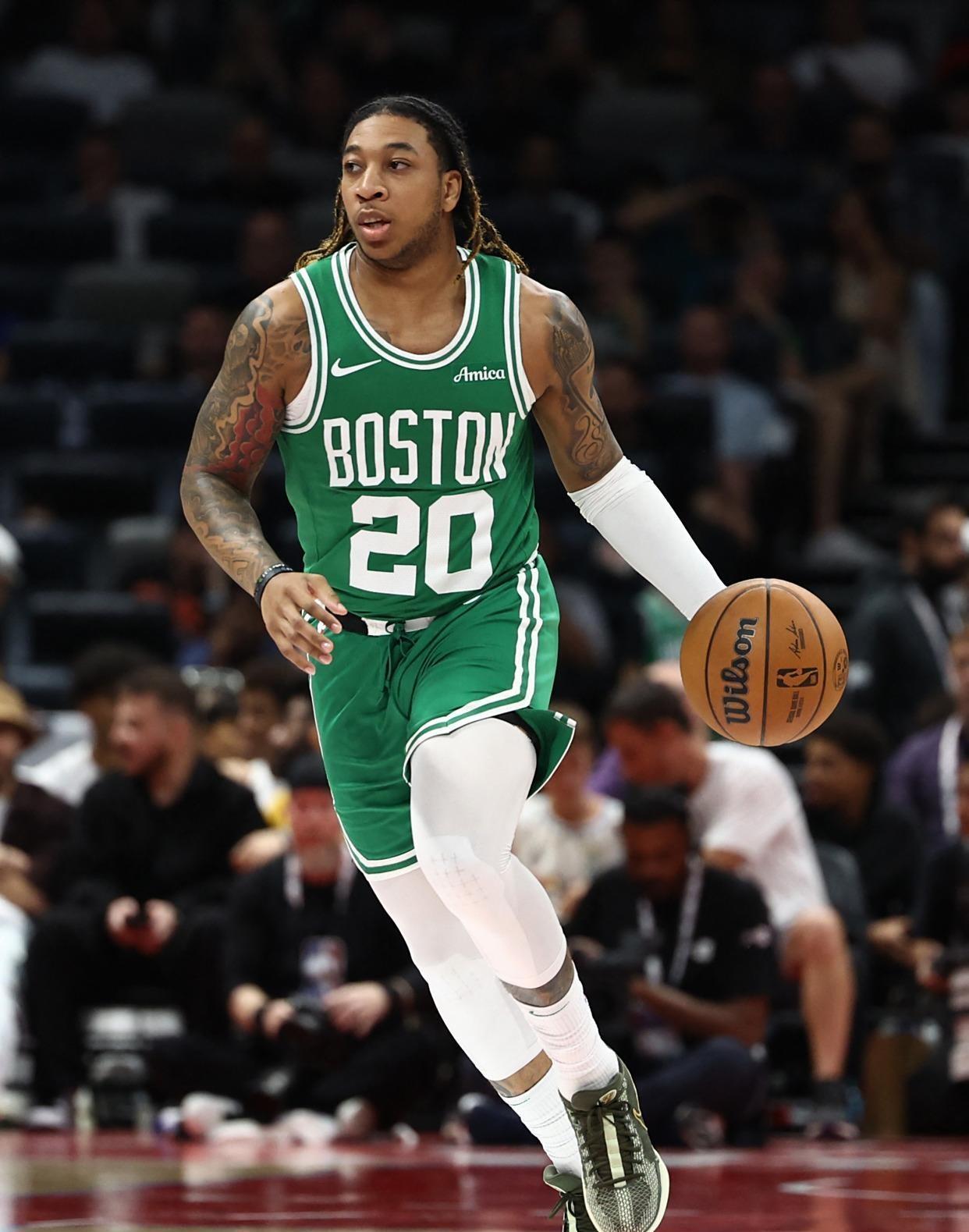 星空体育-关于集结日休斯敦火箭调整名单以备欧联；外线爆发环节打磨；信心回归；训练强度明显提升的信息