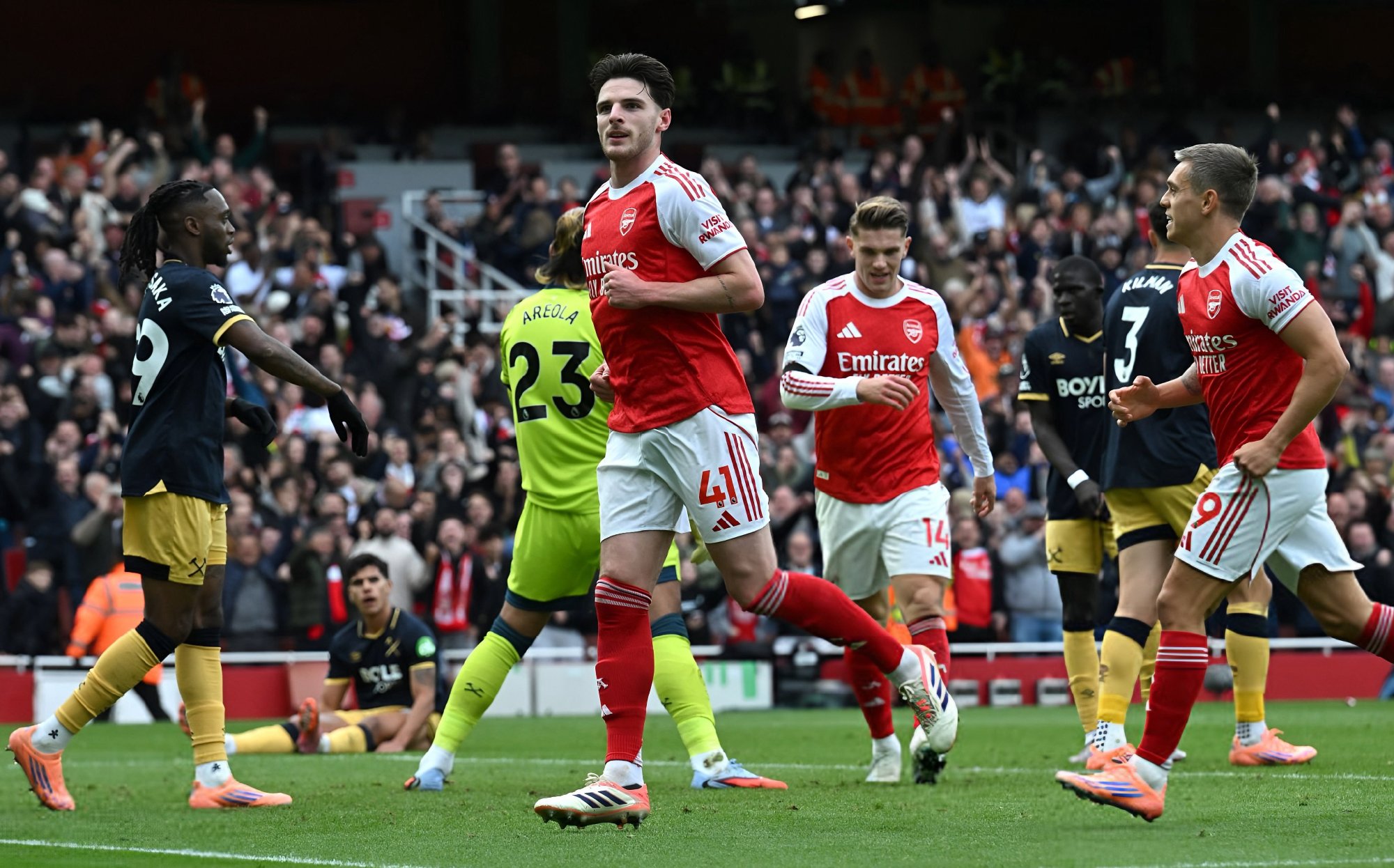 星空体育-里程碑夜葡萄牙体育豪取连胜，欧超杯赛后刷纪录，态度坚定，球队文化再被提及的简单介绍