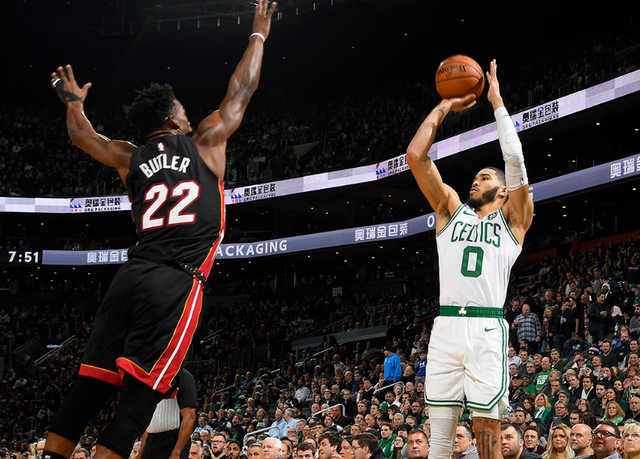 星空体育-塔图姆巅峰对决,Ming与50激战尤文图斯分钟,出色防守胜负难料!的简单介绍